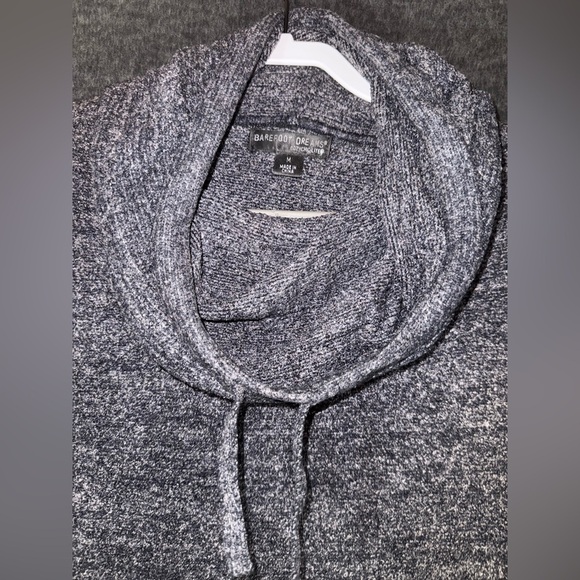 Barefoot Dreams Cozy Dark Gray Hoodie Sweater Size M - Picture 4 of 9